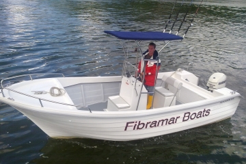 slider 8 Fibramar Pescador 600 Open